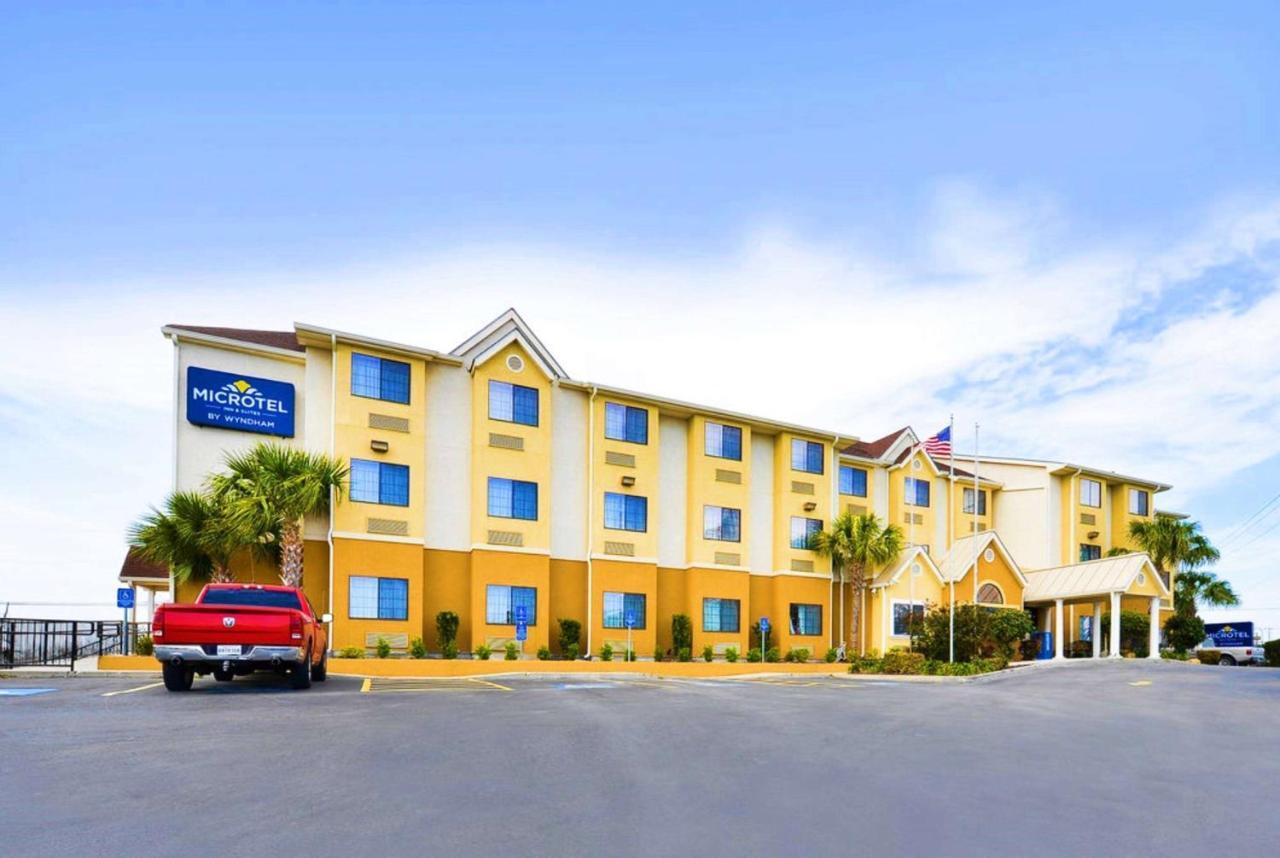 Microtel Inn & Suites By Wyndham New Braunfels I-35 Exteriör bild